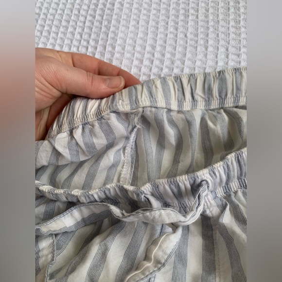 Victoria’s Secret Cotton Mayfair Blue White Pinstripe Pajama Set - Size Small - Picture 8 of 16